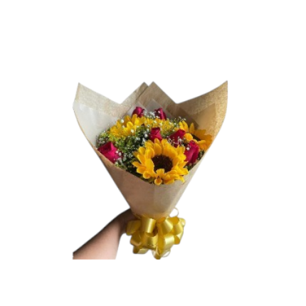 Buquê Kiko rosas e girassóis em papel pardo